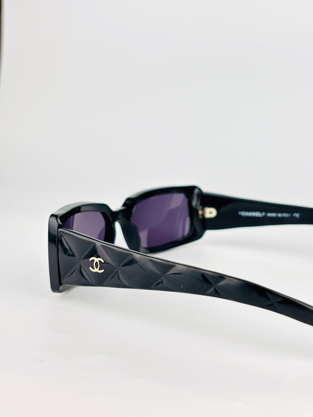 CHANEL - 5046
