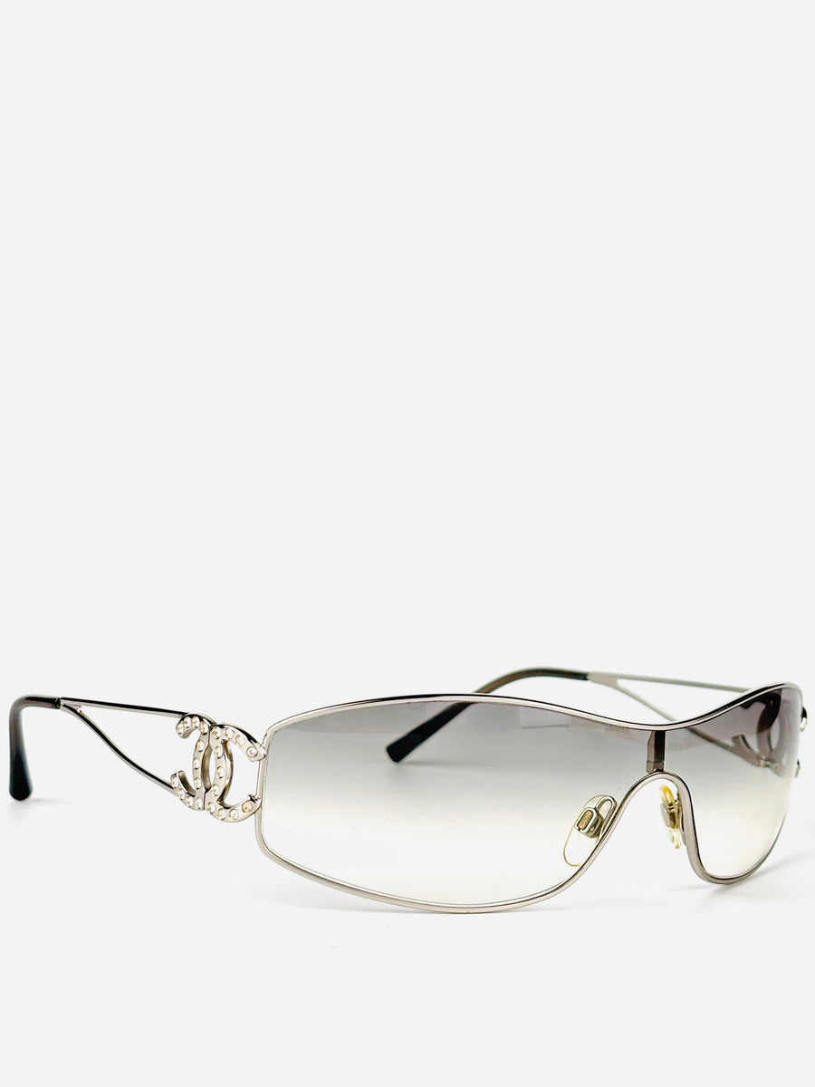 CHANEL - 4073