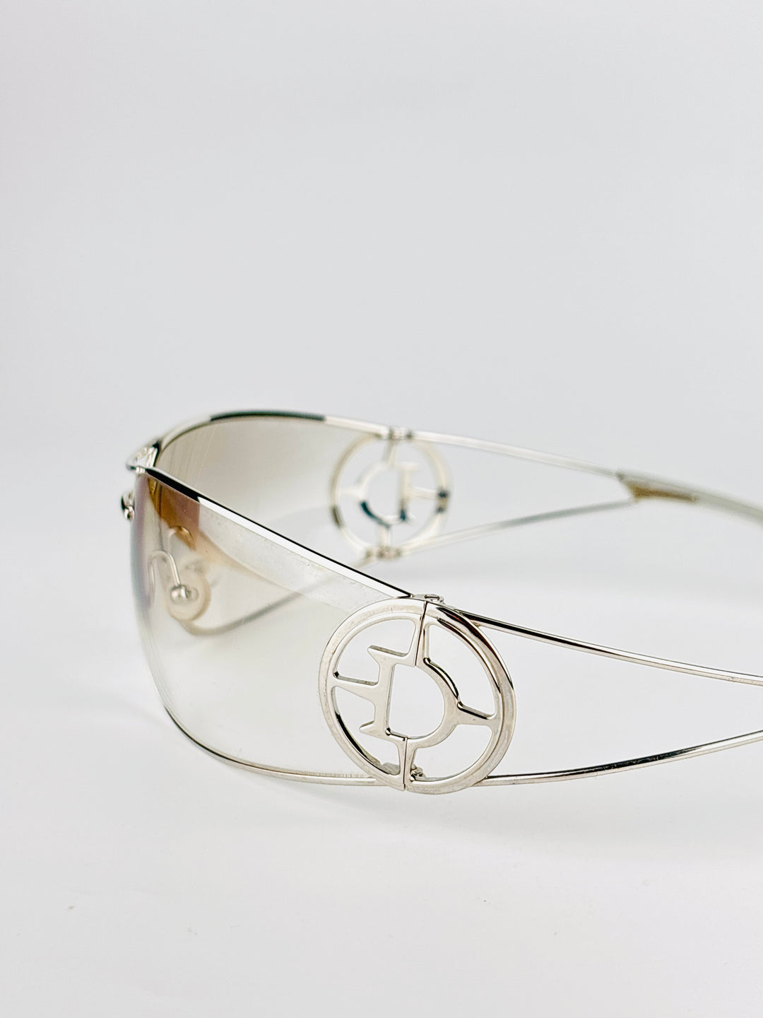 DIOR - CALANDRE
