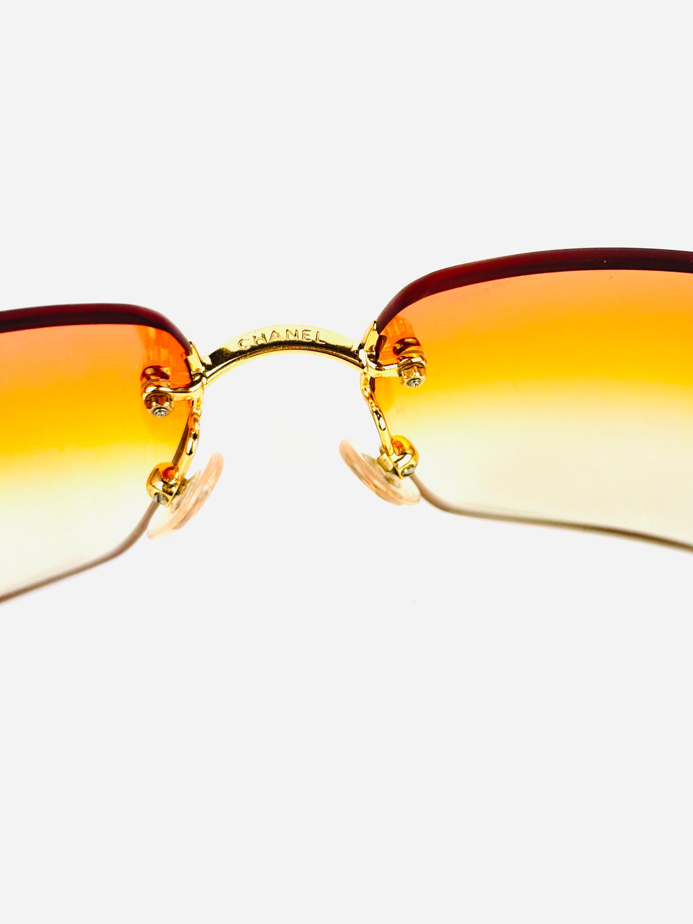CHANEL – 4026