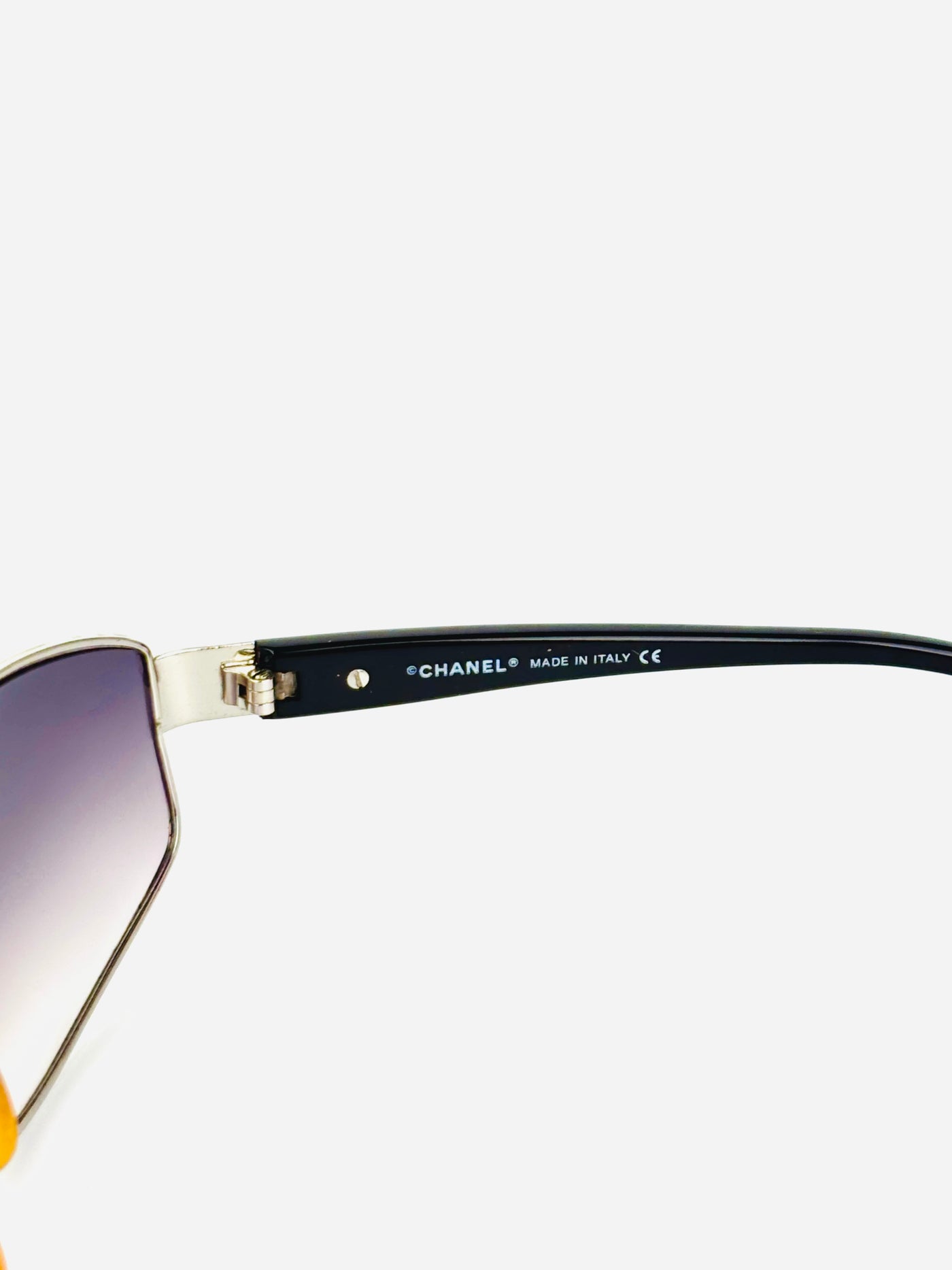 CHANEL – 4088