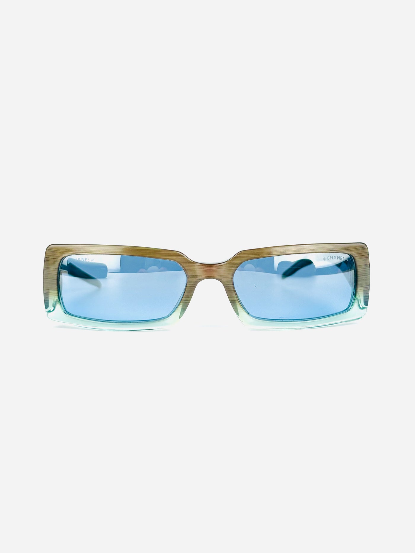 CHANEL – 4056