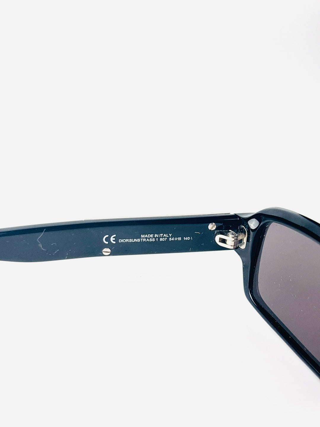 DIOR - SUNSTRASS