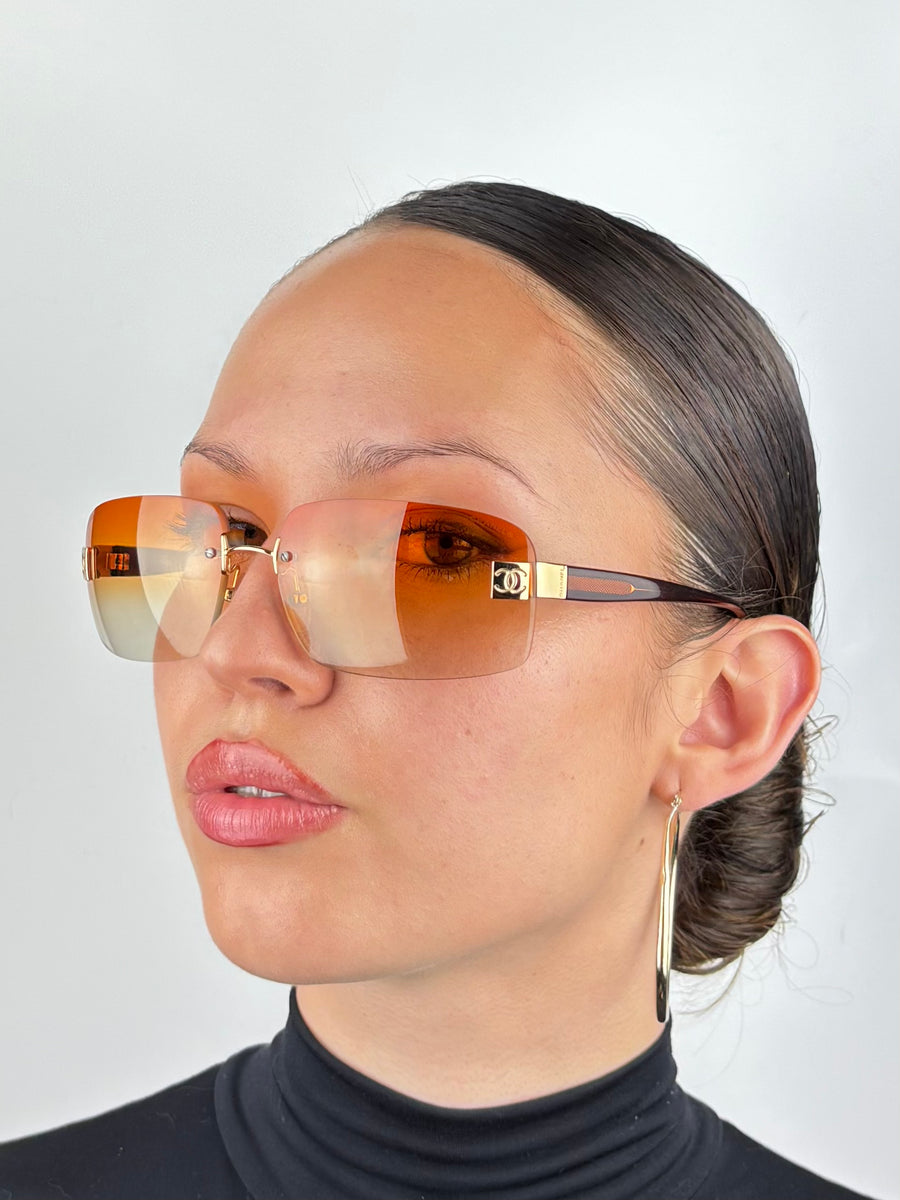 CHANEL – 4026