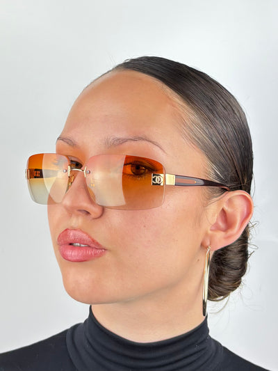 CHANEL – 4026