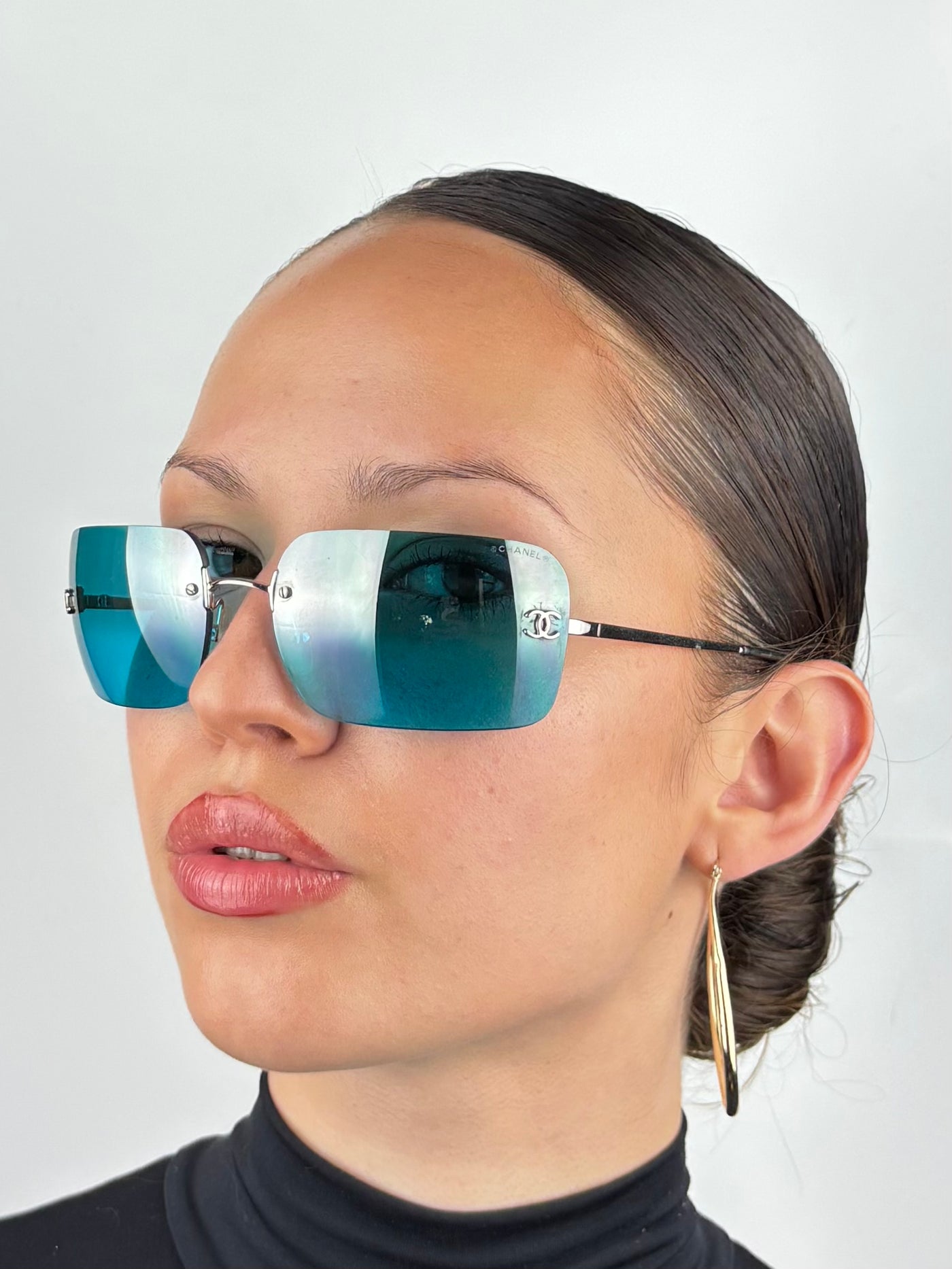 CHANEL – 4017