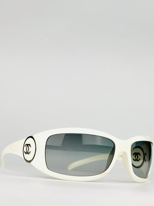 CHANEL - 6030