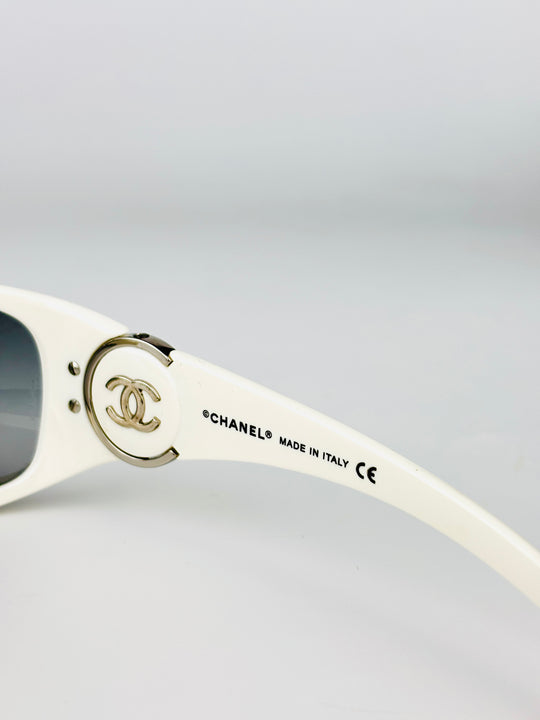 CHANEL - 6030