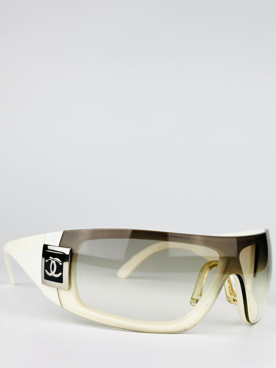 CHANEL - 5085