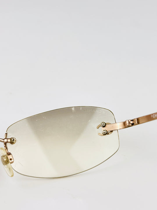 CHANEL - 4002