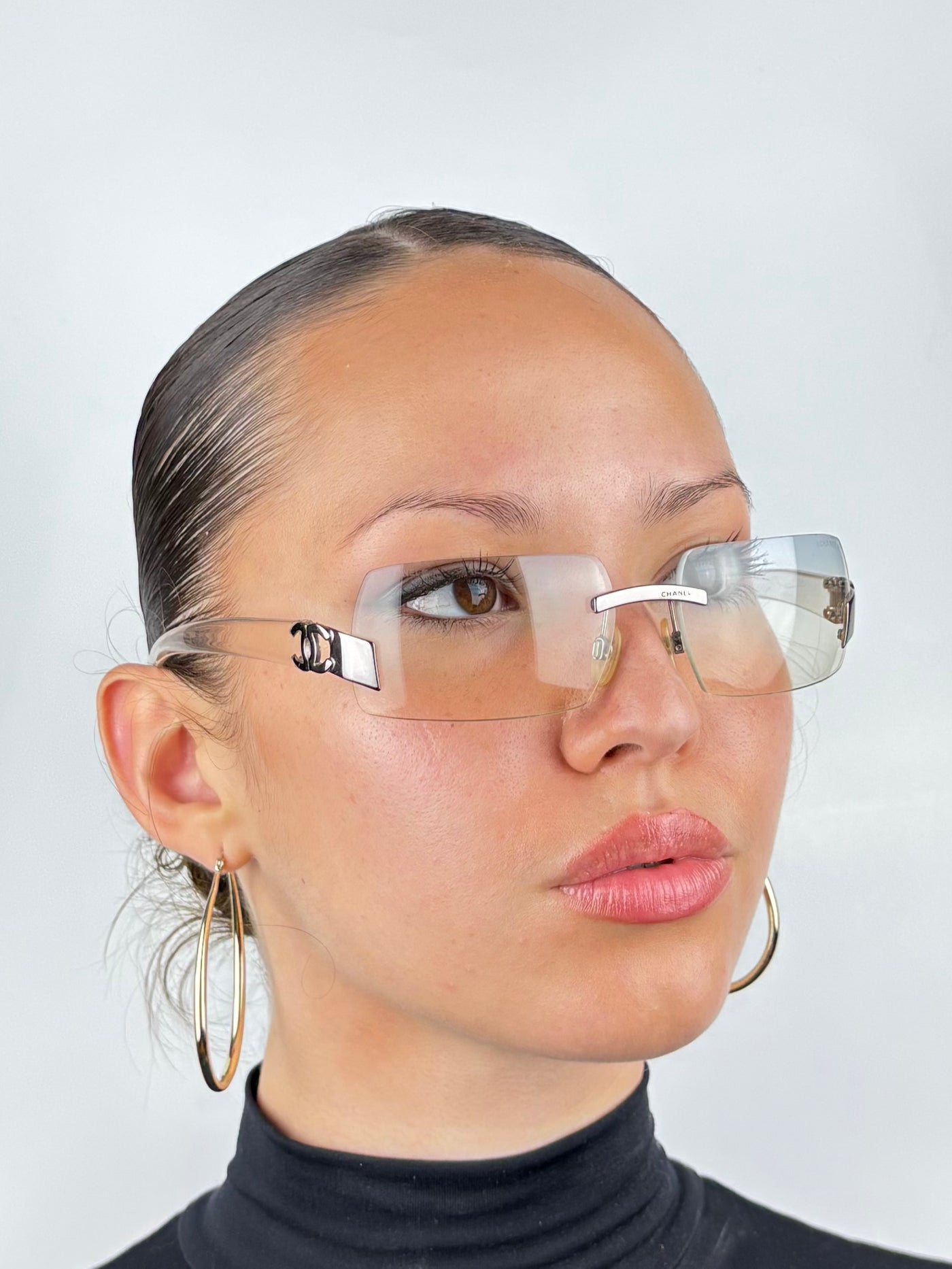 CHANEL – 4048