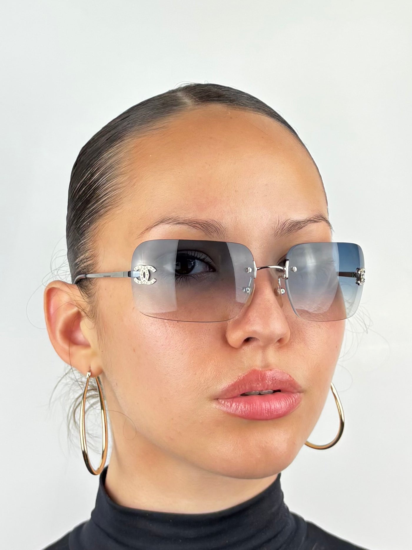 CHANEL – 4017-D