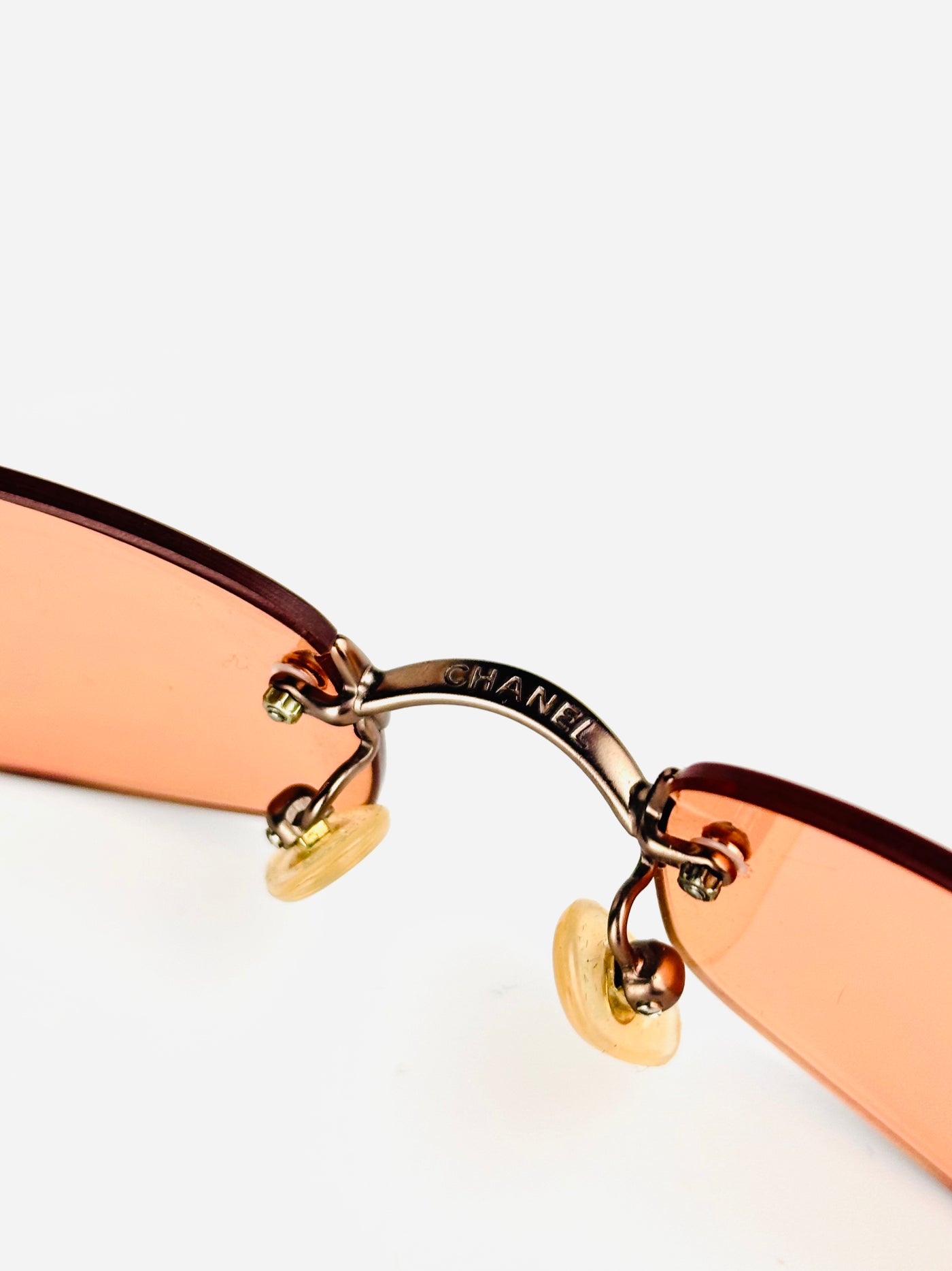 CHANEL – 4002