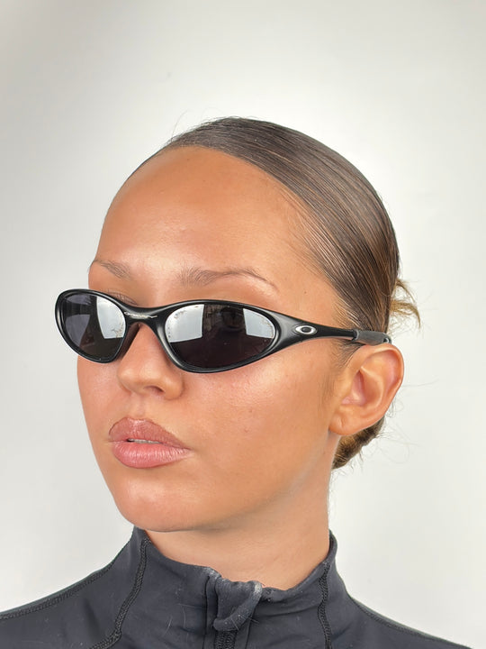 OAKLEY - MINUTE