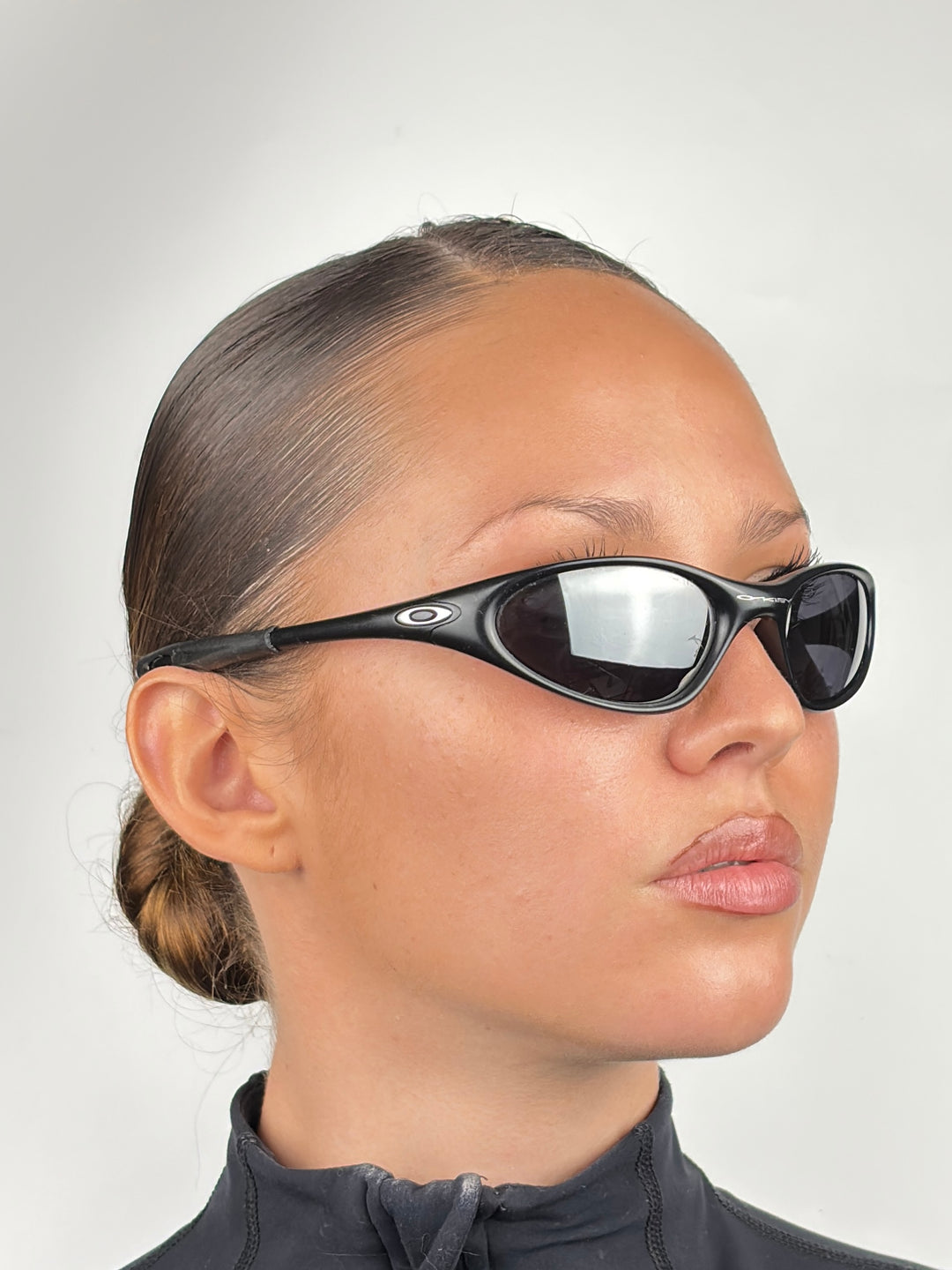 OAKLEY - MINUTE