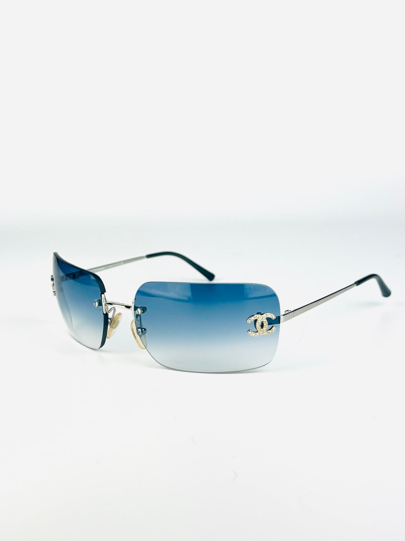 CHANEL – 4017-D