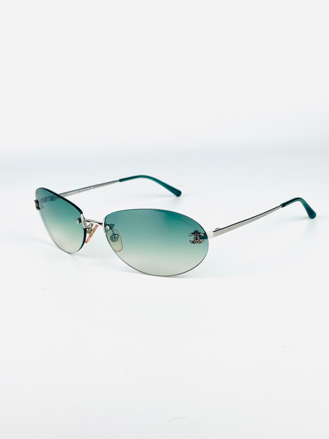 CHANEL – 4013