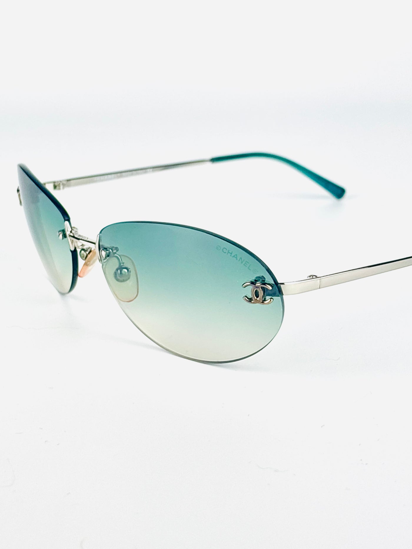 CHANEL – 4013