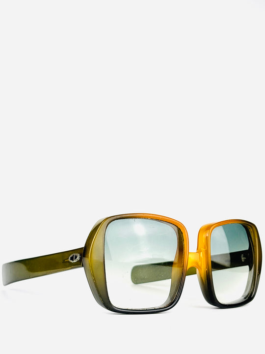 DIOR - D10