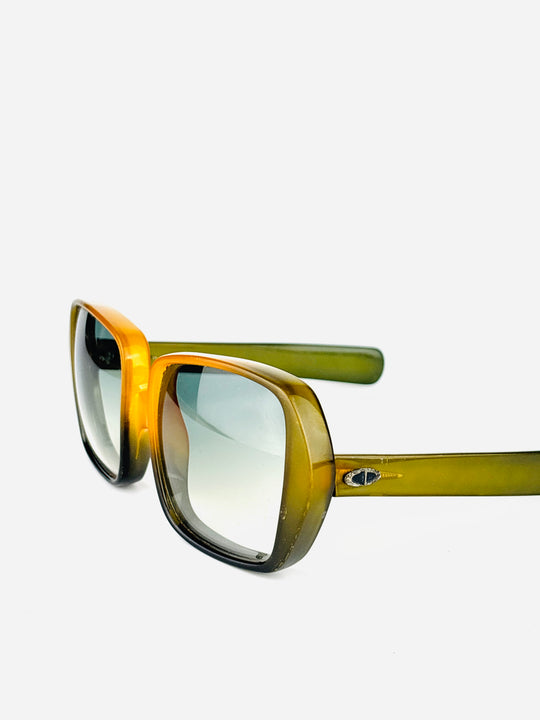 DIOR - D10