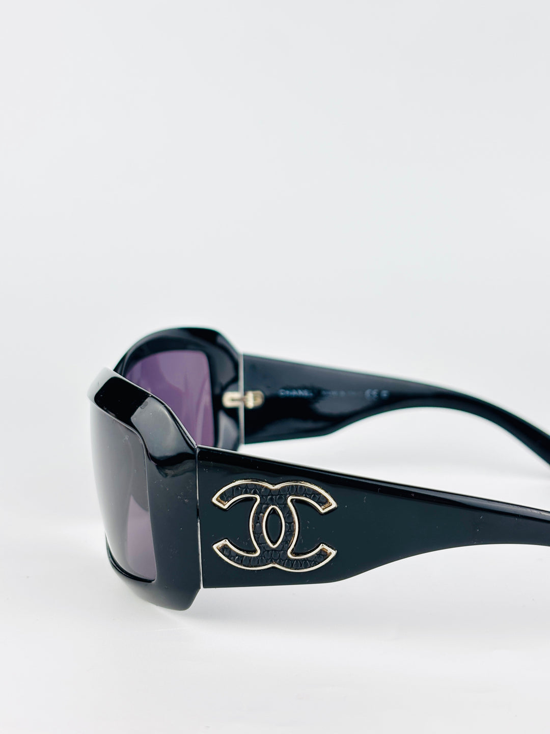 CHANEL - 6022-Q