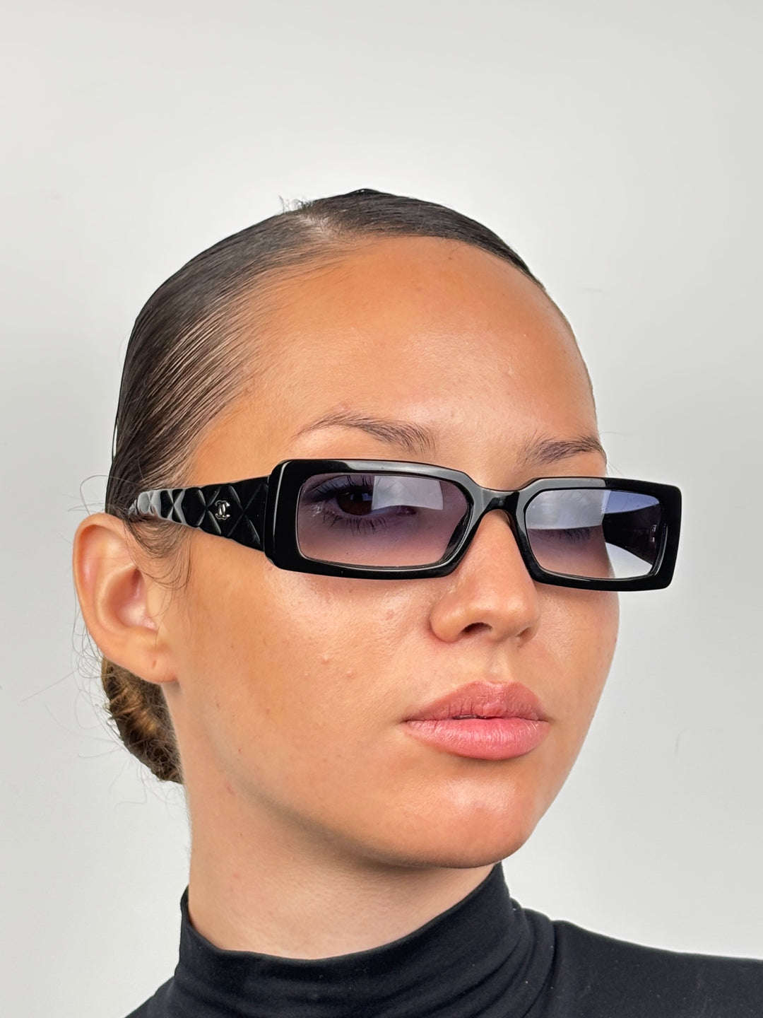 CHANEL - 5046
