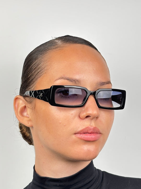 CHANEL - 5046
