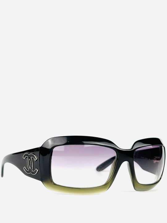 CHANEL - 6022-Q
