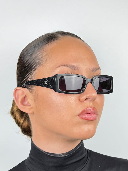 CHANEL - 5046