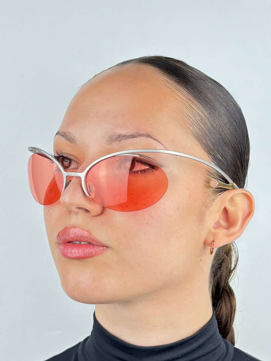 CHANEL – 13550