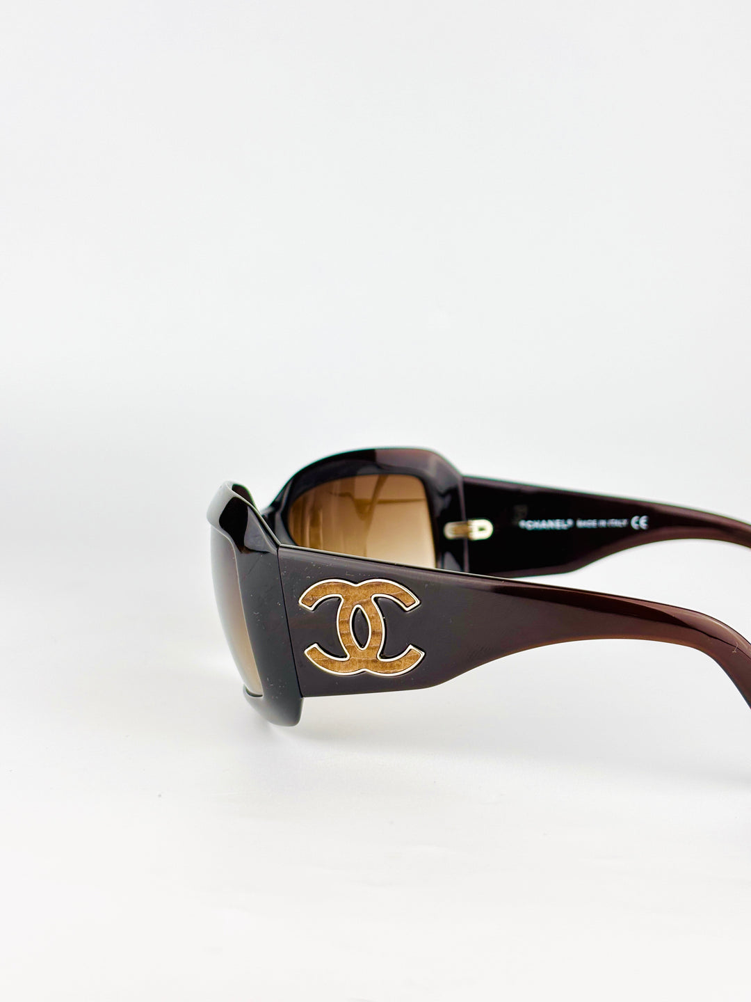 CHANEL - 6022-Q