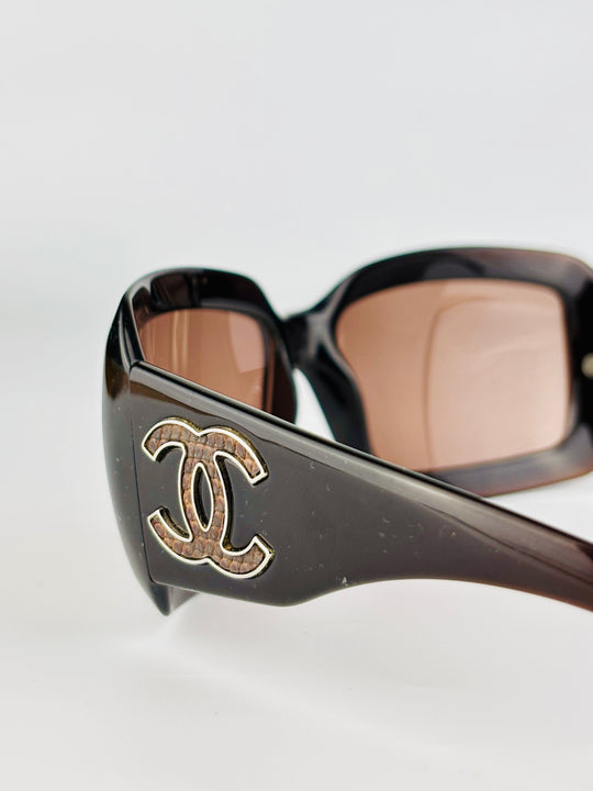 CHANEL - 6022-Q