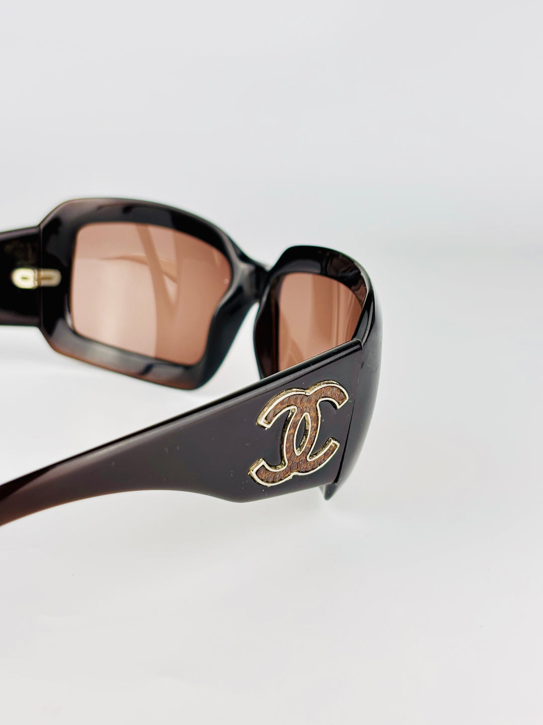 CHANEL - 6022-Q