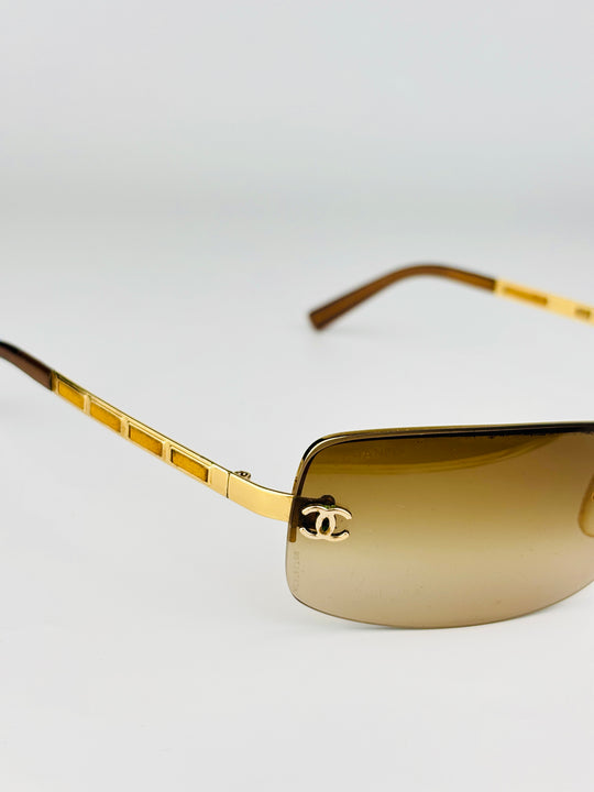 CHANEL - 4010