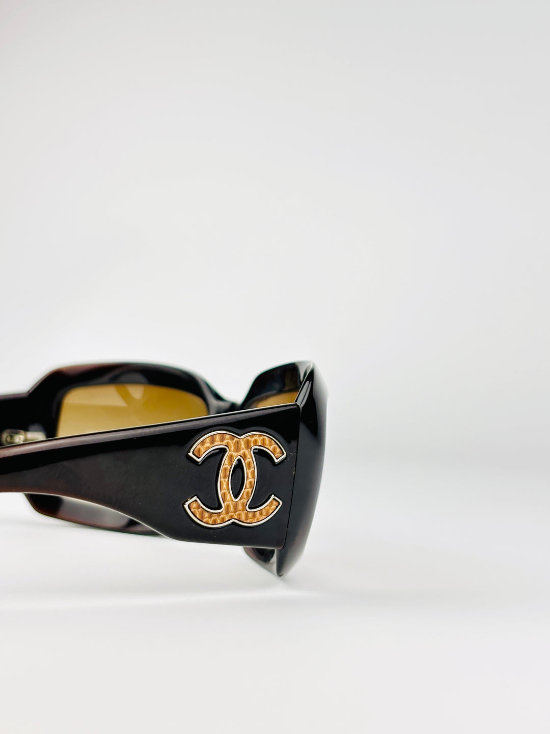 CHANEL - 6022-Q