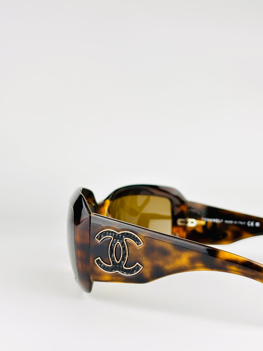 CHANEL - 6022-Q