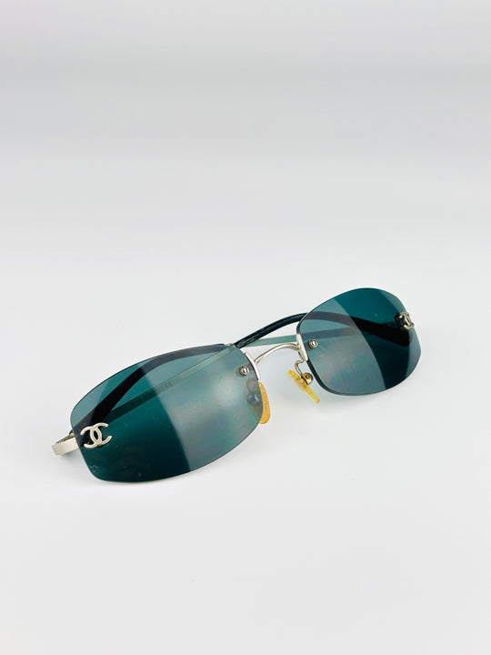 CHANEL - 4002