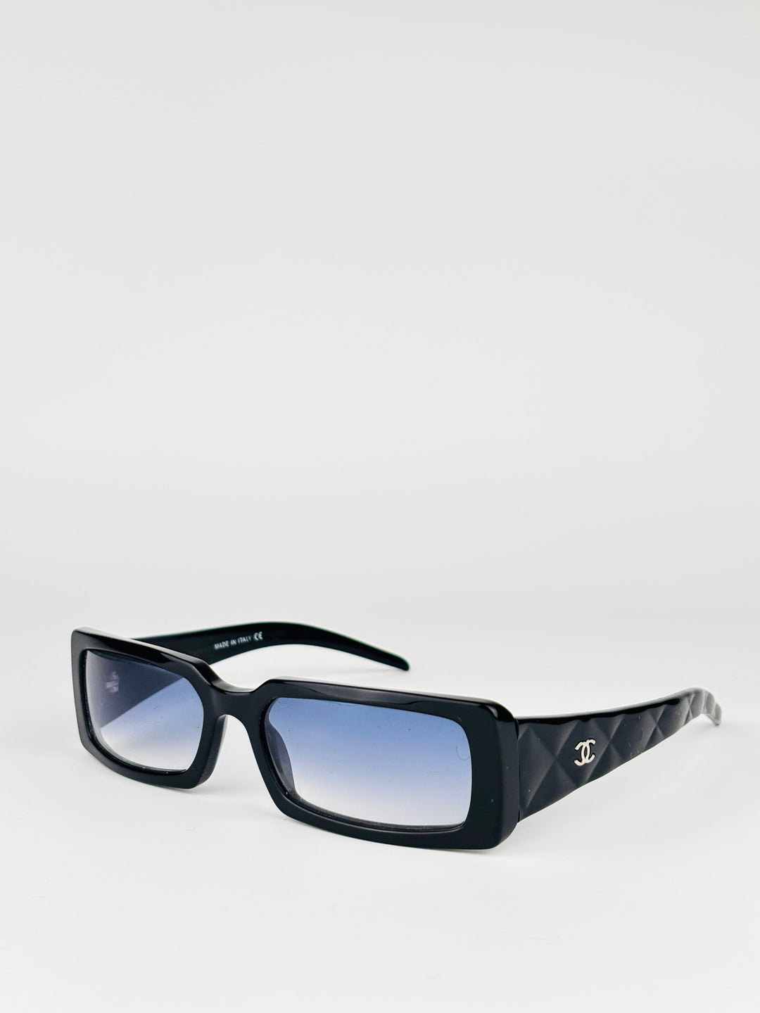 CHANEL - 5046
