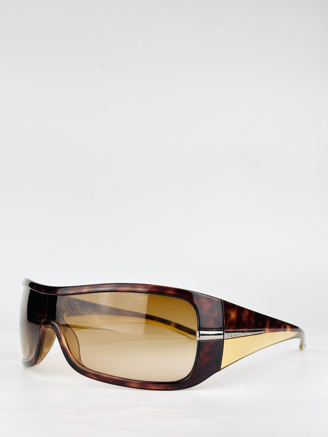 PRADA - SPR 02H