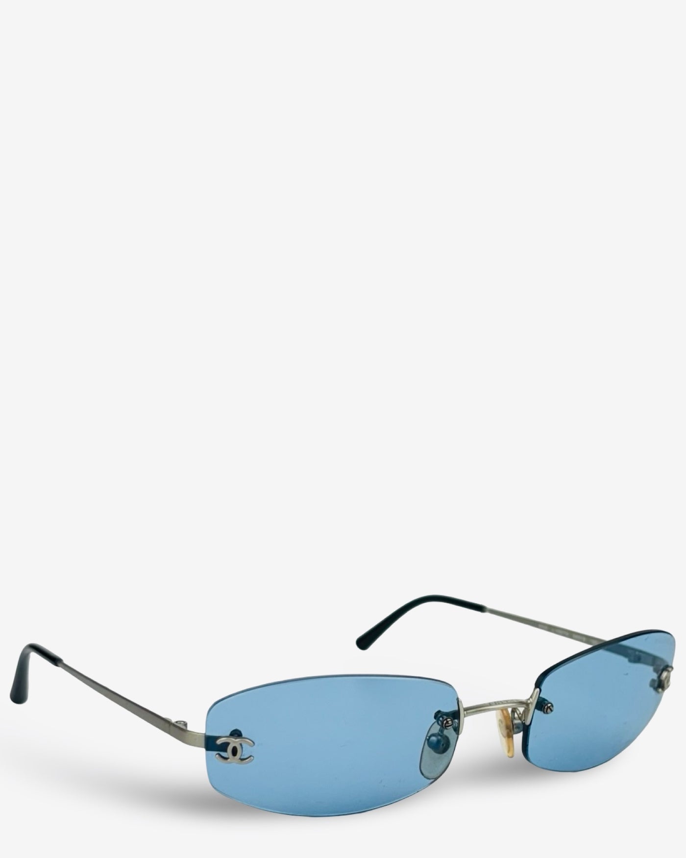 CHANEL – 4002