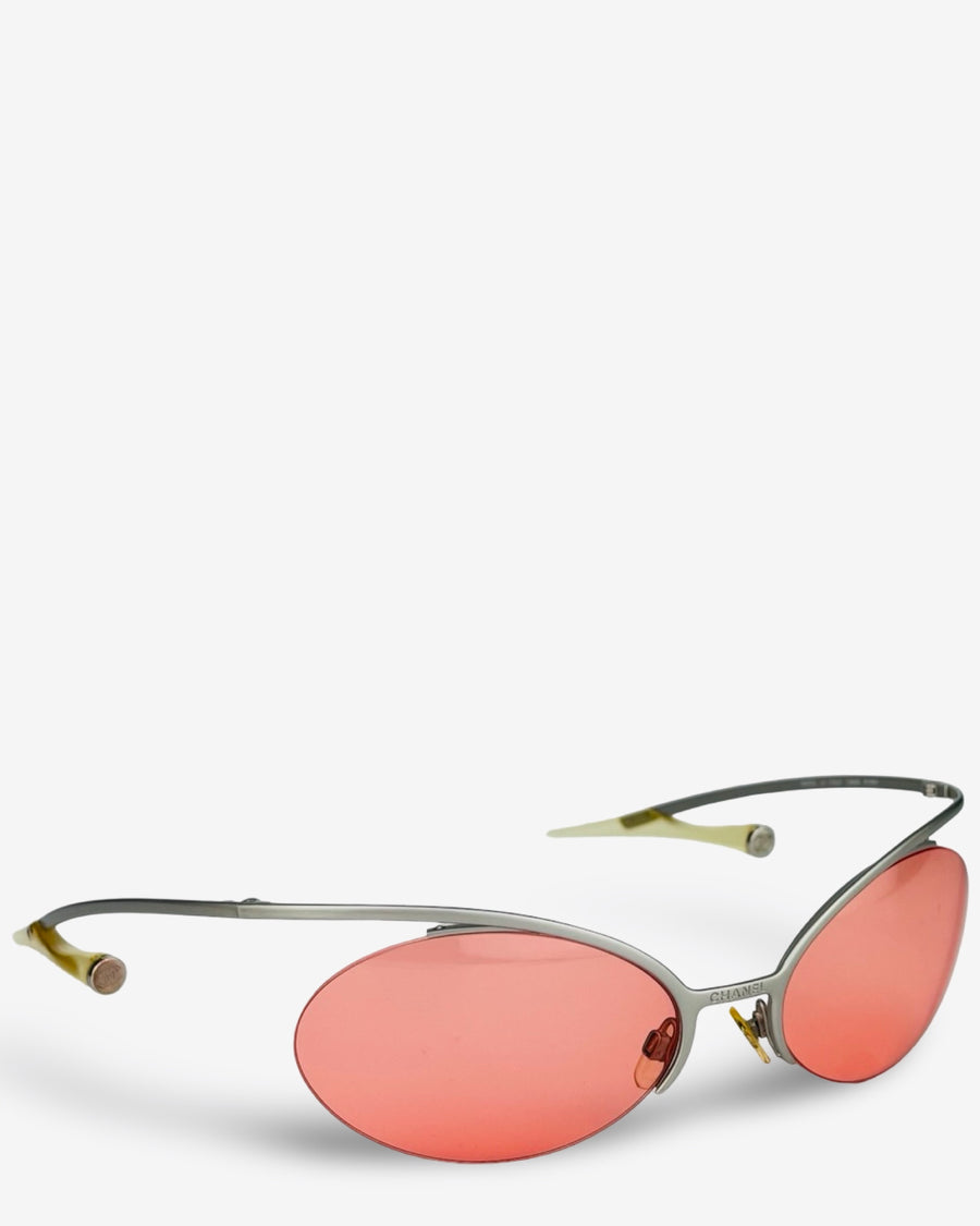 CHANEL – 13550