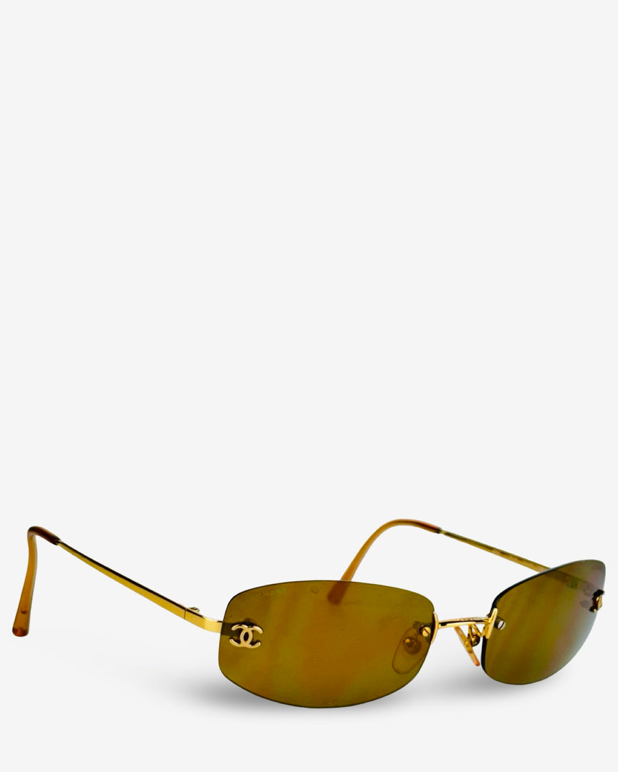 CHANEL – 4002