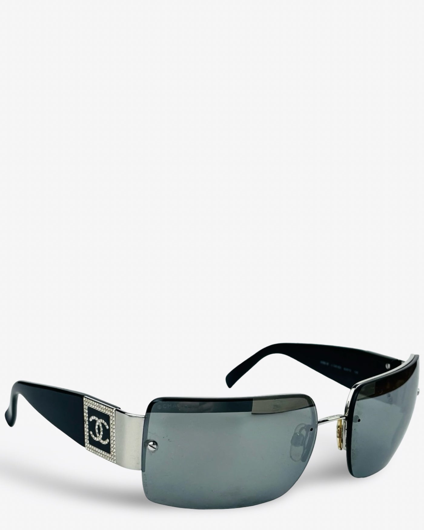CHANEL – 4095