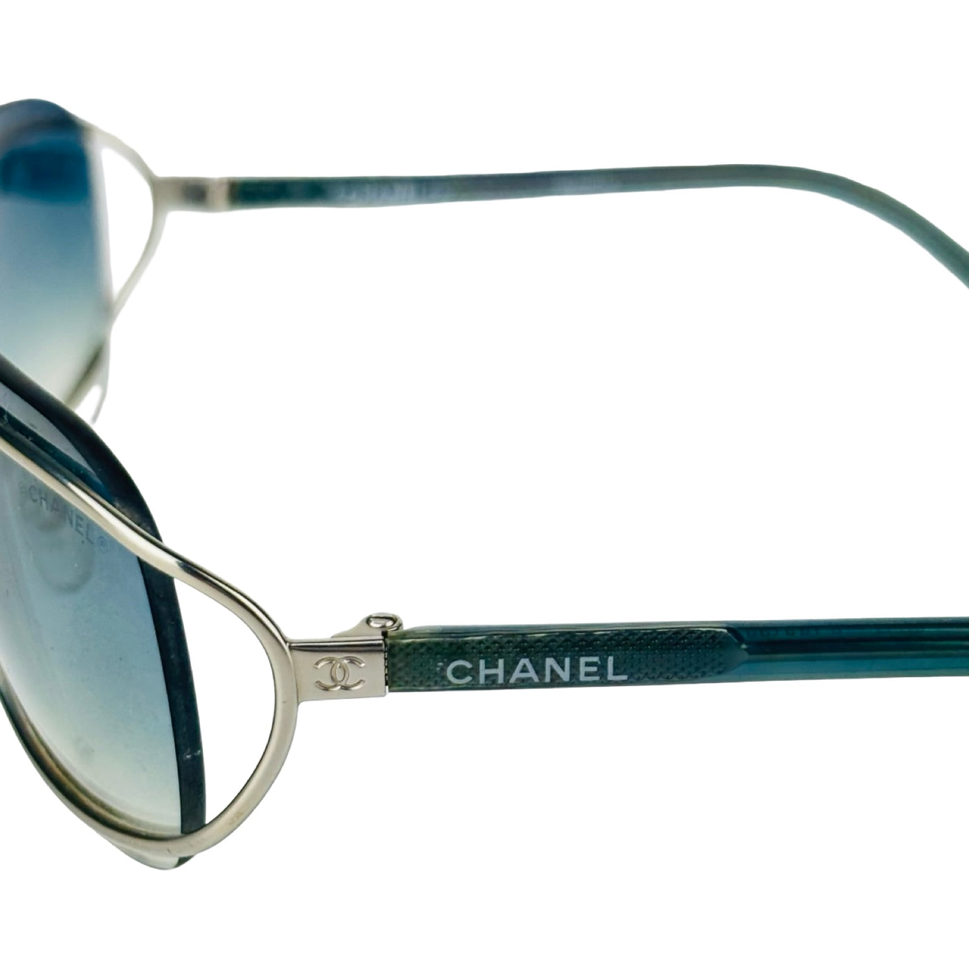 CHANEL – 4027