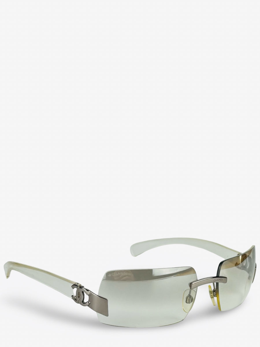 CHANEL – 4048